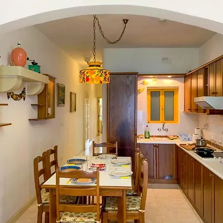 Apartment Seafront In Gozo, - Happy Marsalforn