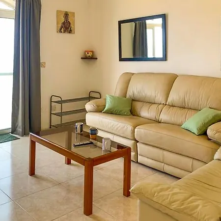 Seafront In Gozo, - Happy Appartement Marsalforn
