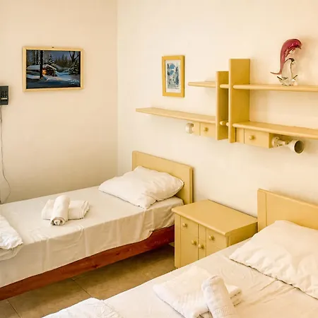 Apartment Seafront In Gozo, - Happy Marsalforn