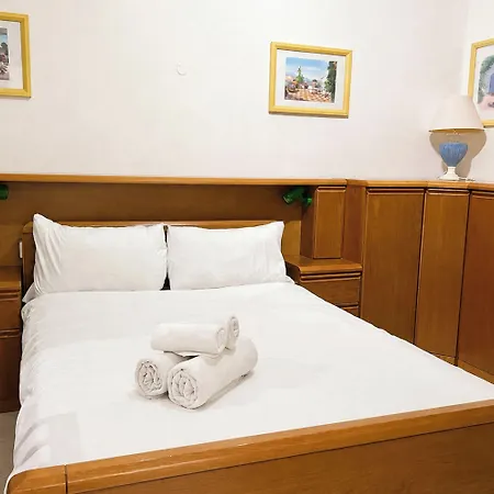 Apartment Seafront In Gozo, - Happy