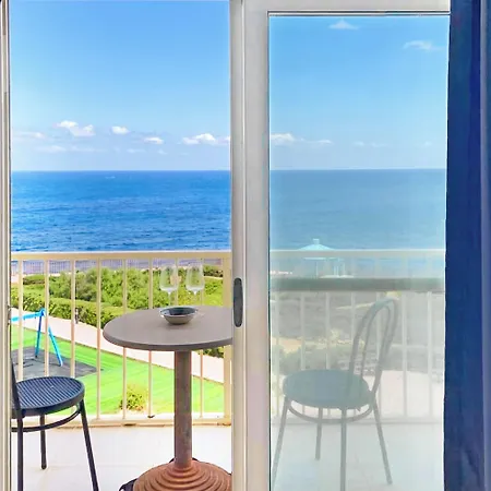 Apartment Seafront In Gozo, - Happy Marsalforn